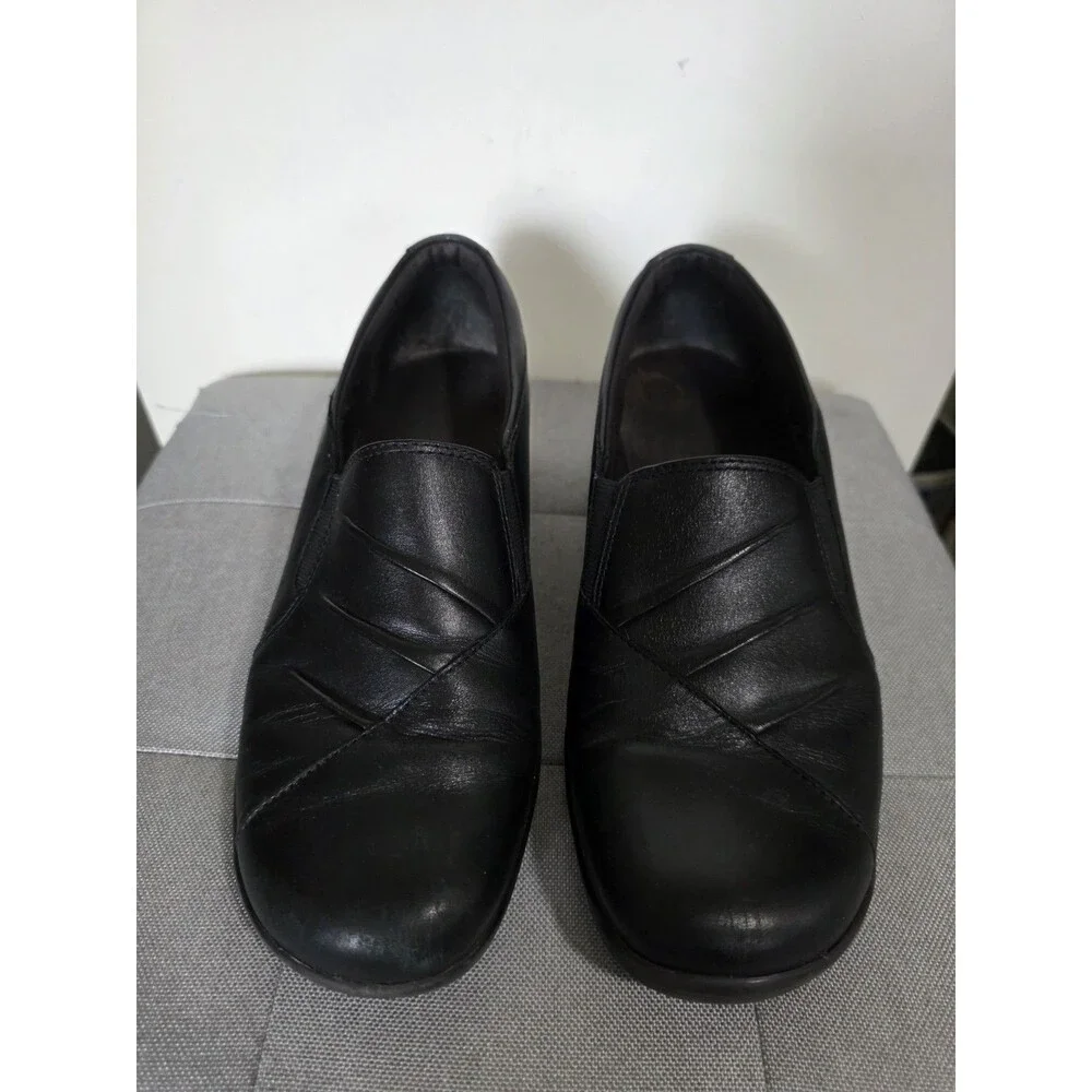 Nice Clarks May Marigold Loafers  Women's 9 M Shoes Black Leather Slip on Shoes